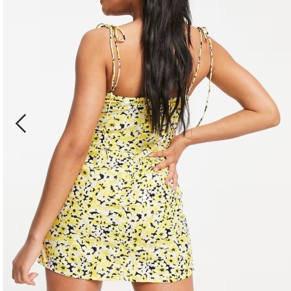 ASOS Flirty Brunch Resort Vacation Tropical Floral Mini Dress NWT - Picture 3 of 4
